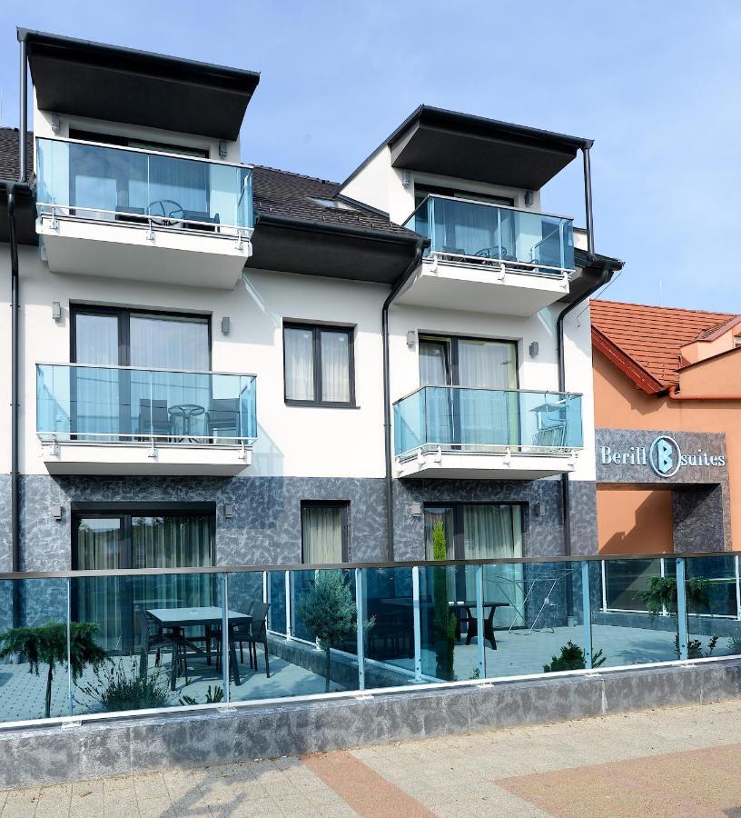 Ferienwohnung Club Luxury Apartman Sárvár Exterior foto